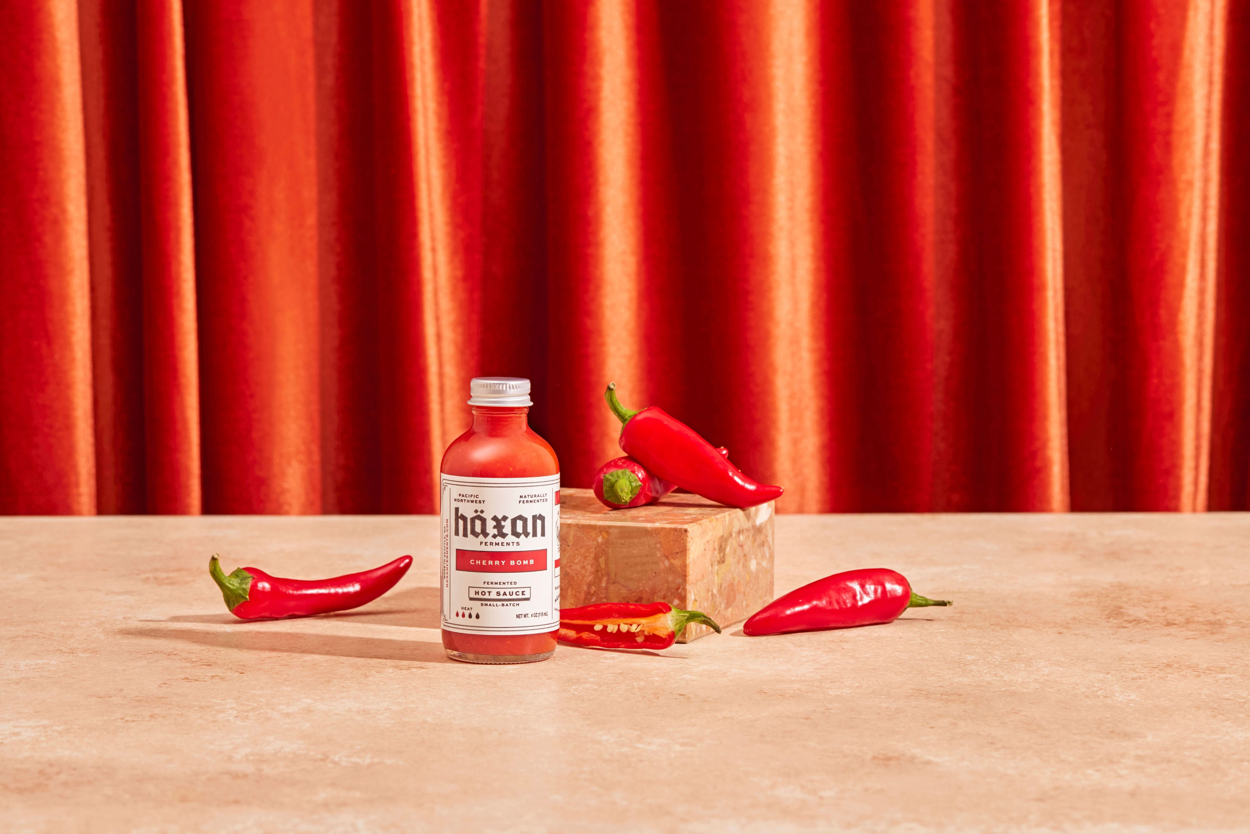 Cherry Bomb Hot Sauce Häxan Ferments